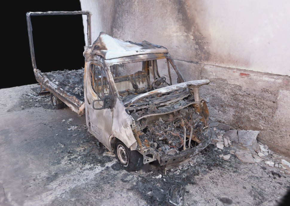 Miniatura de Incendio en furgoneta